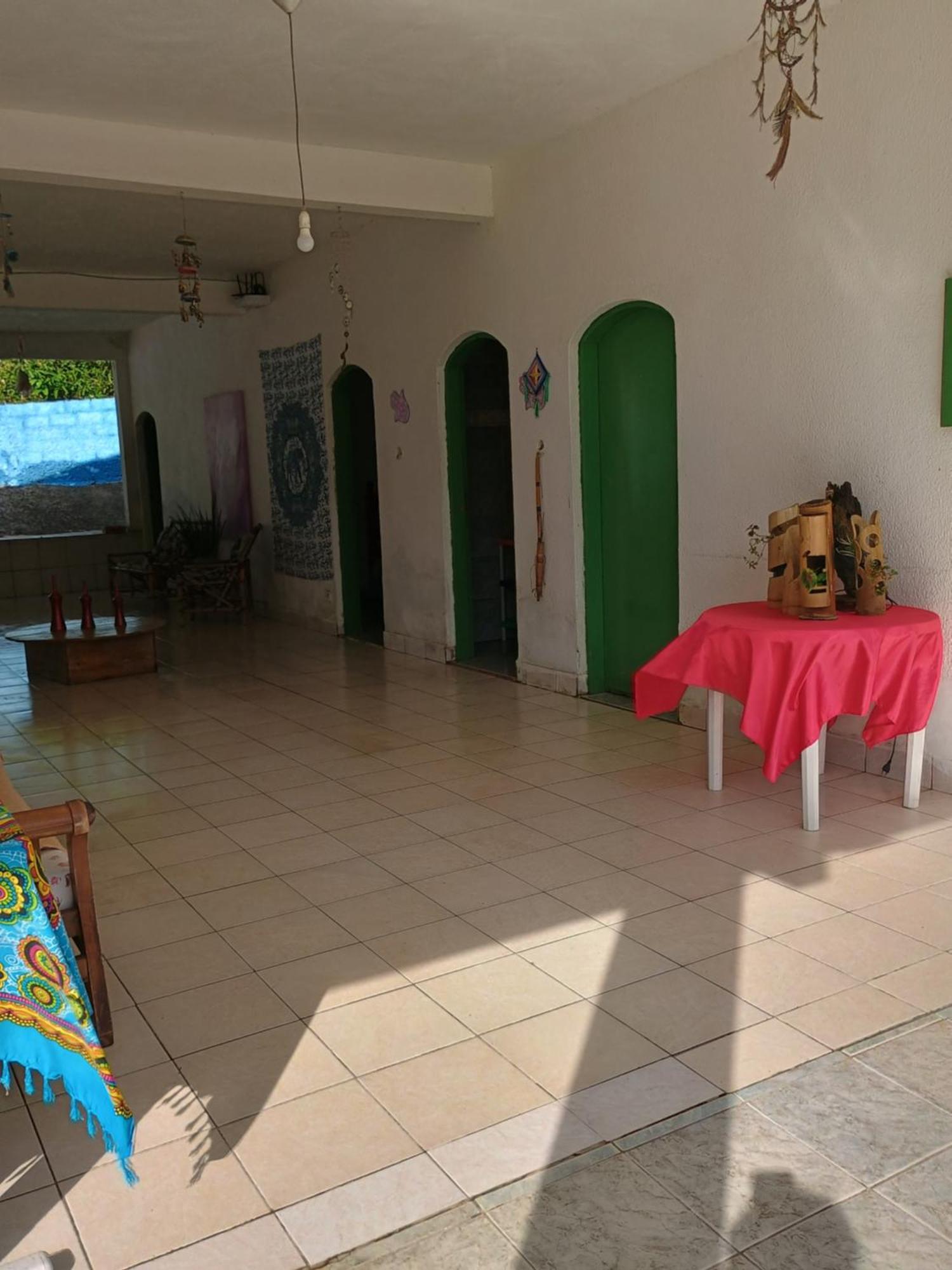Renovo Beija-Flor Hostel E Espaco Terapeutico Бертиога Экстерьер фото